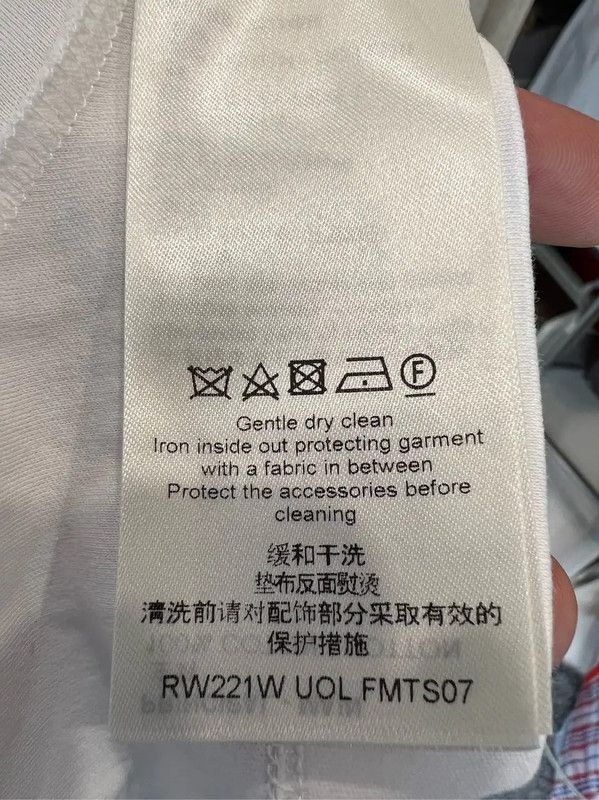 Louis Vuitton Louis Vuitton White Cotton Cropped T-Shirt 0089 Size XS / US 0-2 / IT 36-38 - 4 Thumbnail