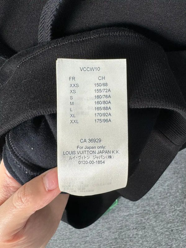 Louis Vuitton Louis Vuitton Black Cotton Logo Hoodie for Women 0089 Size S / US 4 / IT 40 - 4 Thumbnail