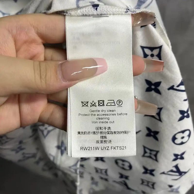 Louis Vuitton Louis Vuitton White Cotton Women's T-Shirt 0089 Size XS / US 0-2 / IT 36-38 - 3 Thumbnail