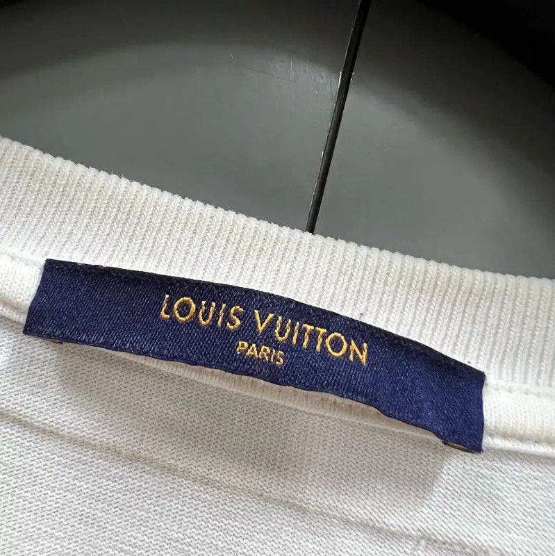 Louis Vuitton Louis Vuitton White Cotton Short Sleeve T-Shirt 0089 Size L / US 10 / IT 46 - 2 Thumbnail
