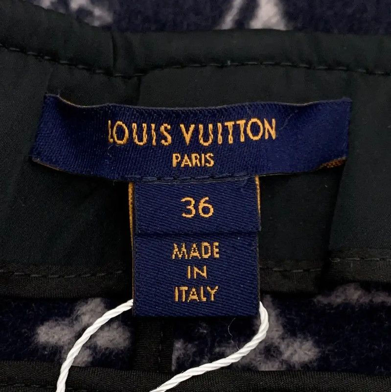 Louis Vuitton Louis Vuitton Navy Blue Women's Mini Skirt 0089 Size 23" - 5 Thumbnail