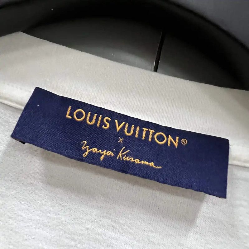 Louis Vuitton Louis Vuitton Summer White Cotton T-Shirt 0089 Size M / US 6-8 / IT 42-44 - 2 Thumbnail