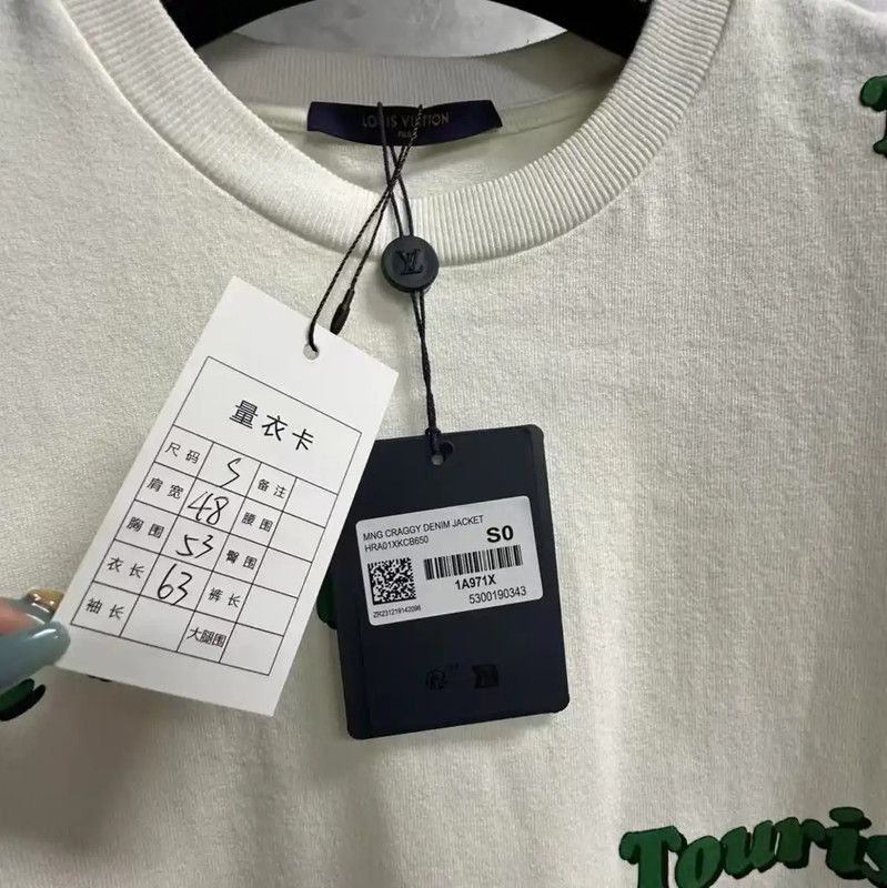 Louis Vuitton Louis Vuitton White Cotton Women's T-Shirt 0089 Size S / US 4 / IT 40 - 5 Thumbnail