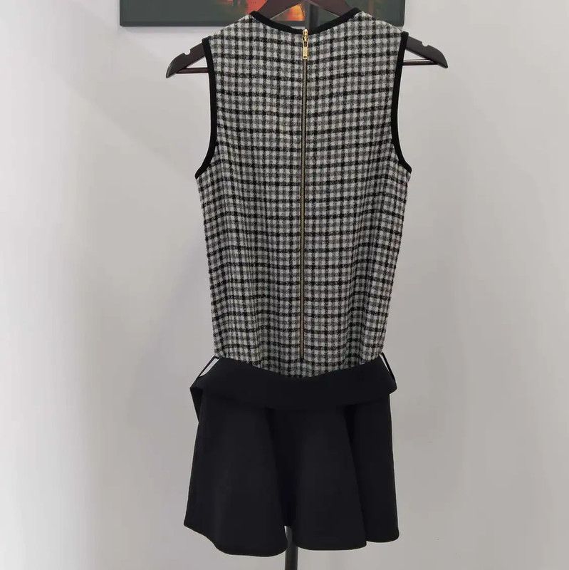 Louis Vuitton Louis Vuitton Black Patterned Women's Dress 0089 Size M / US 6-8 / IT 42-44 - 2 Thumbnail