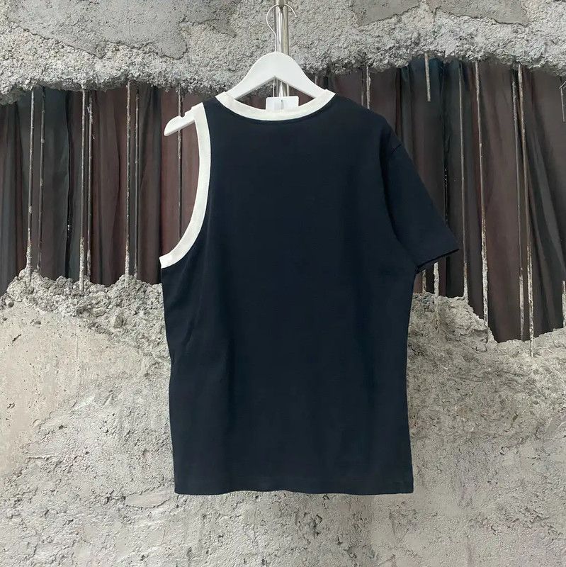 Louis Vuitton Louis Vuitton Black Summer T-Shirt for Women 0089 Size M / US 6-8 / IT 42-44 - 2 Thumbnail