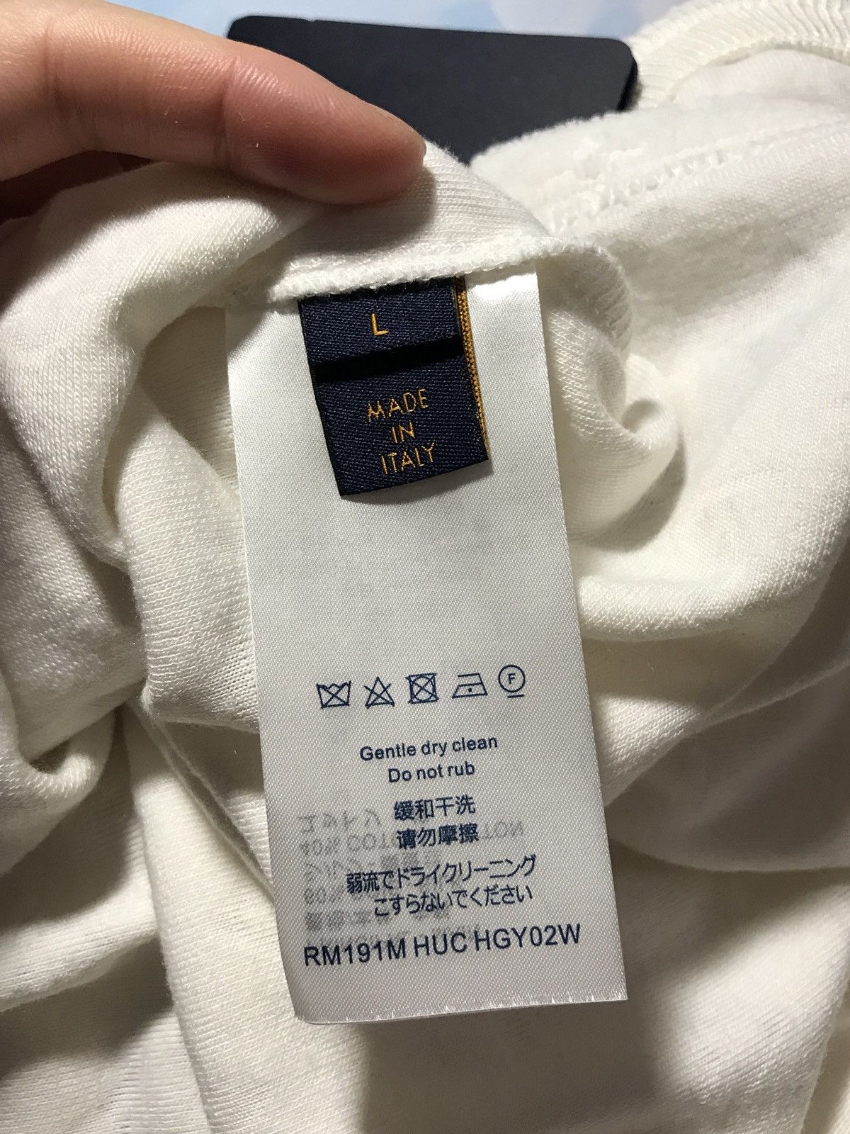 Louis Vuitton White Monogram Towel T-Shirt – Savonches