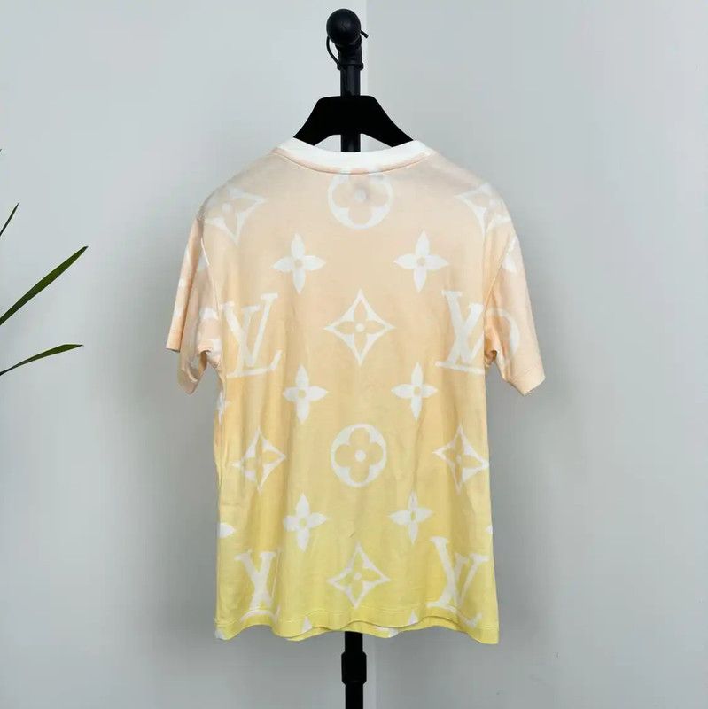 Louis Vuitton Louis Vuitton Women's Summer White Cotton T-Shirt 0089 Size XS / US 0-2 / IT 36-38 - 2 Thumbnail