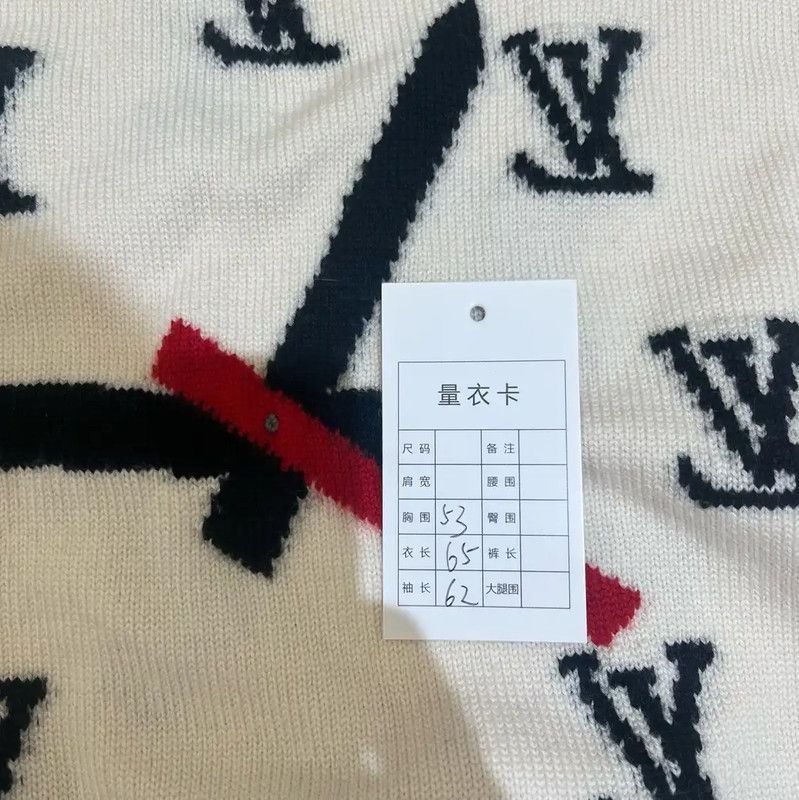 Louis Vuitton Louis Vuitton White Wool Women's Sweater 0089 Size L / US 10 / IT 46 - 5 Thumbnail