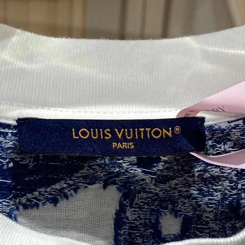 Louis Vuitton Louis Vuitton Women's S Size Colorful Cotton T-Shirt 0089 Size S / US 4 / IT 40 - 3 Thumbnail
