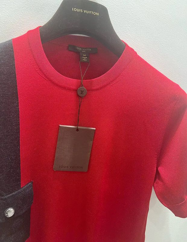 Louis Vuitton Louis Vuitton Red Silk Short Sleeve Dress 0089 Size M / US 6-8 / IT 42-44 - 5 Thumbnail