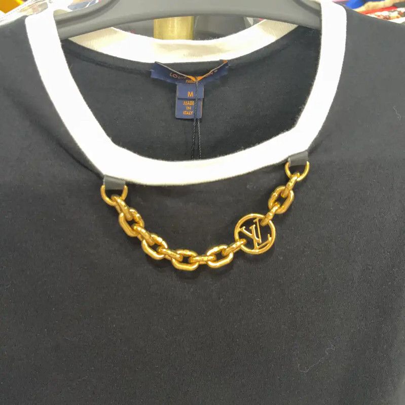 Louis Vuitton Louis Vuitton Black Cotton Women's T-shirt 0089 Size M / US 6-8 / IT 42-44 - 5 Thumbnail