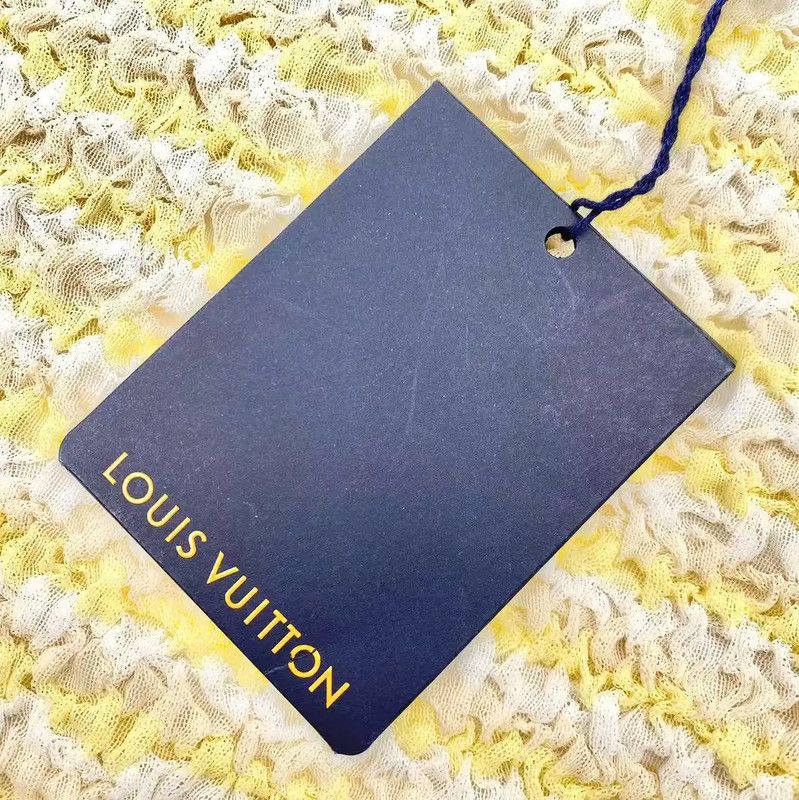 Louis Vuitton Louis Vuitton Yellow Women's T-Shirt XS Size 0089 Size XS / US 0-2 / IT 36-38 - 6 Thumbnail