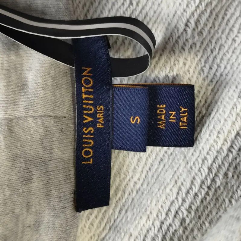 Louis Vuitton Louis Vuitton Gray Cotton Women's Hoodie 0089 Size S / US 4 / IT 40 - 4 Thumbnail