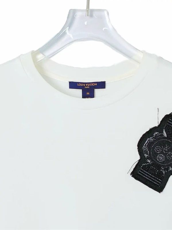 Louis Vuitton Louis Vuitton Cotton White T-Shirt for Women 0089 Size M / US 6-8 / IT 42-44 - 3 Thumbnail