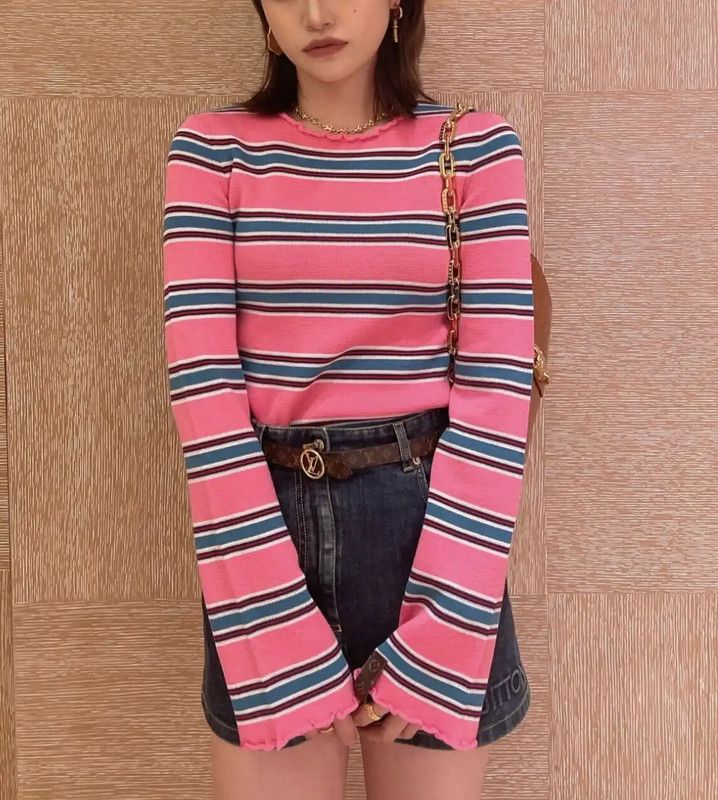 Louis Vuitton Louis Vuitton Pink Wool Knit Top for Women 0089 Size XS / US 0-2 / IT 36-38 - 9 Thumbnail