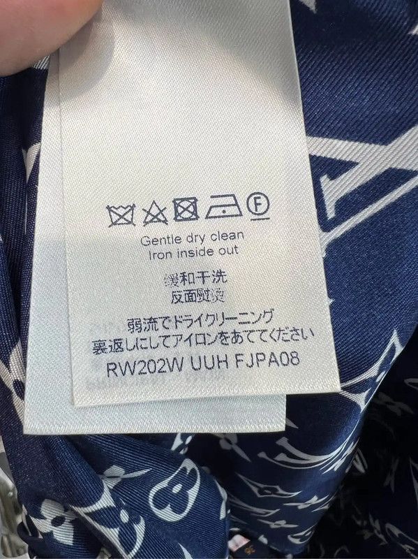 Louis Vuitton Louis Vuitton Women's Blue Polyester Shorts 0089 Size 23" - 6 Thumbnail