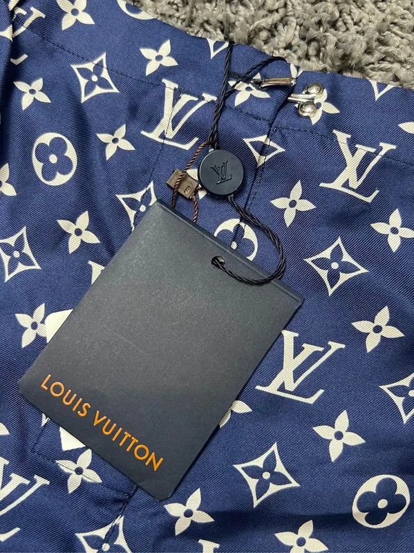 Louis Vuitton Louis Vuitton Women's Blue Polyester Shorts 0089 Size 23" - 4 Thumbnail