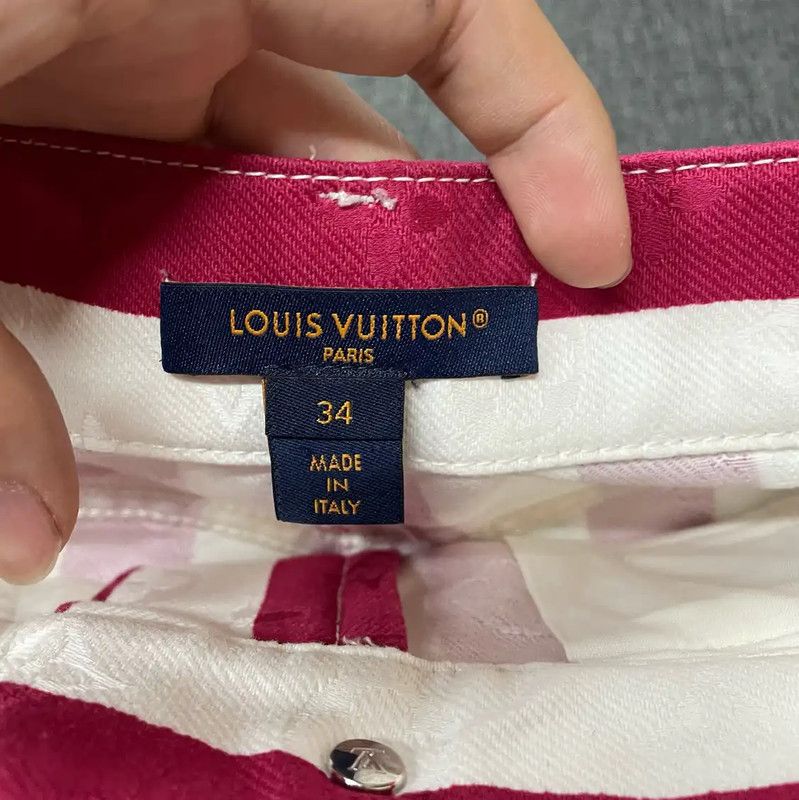 Louis Vuitton Louis Vuitton Women's Red and White Striped Shorts 0089 Size 22" - 5 Thumbnail
