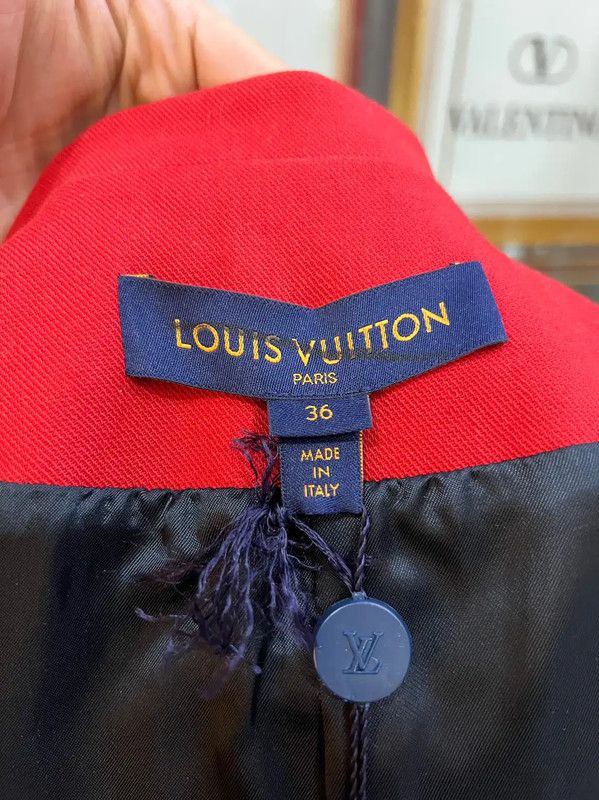 Louis Vuitton Louis Vuitton Red Logo Women's Jacket 0089 Size S / US 4 / IT 40 - 7 Thumbnail