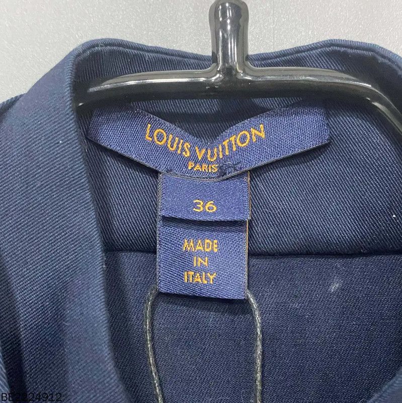 Louis Vuitton Louis Vuitton Women's Navy Blouse with Bow Detail 0089 Size ONE SIZE - 5 Thumbnail