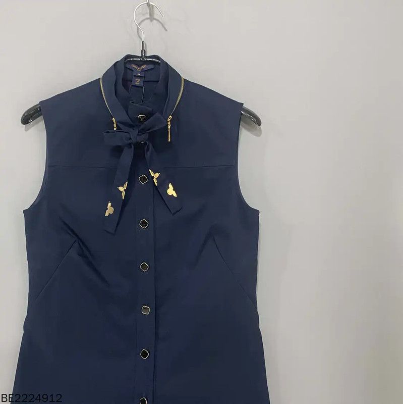 Louis Vuitton Louis Vuitton Women's Navy Blouse with Bow Detail 0089 Size ONE SIZE - 3 Thumbnail
