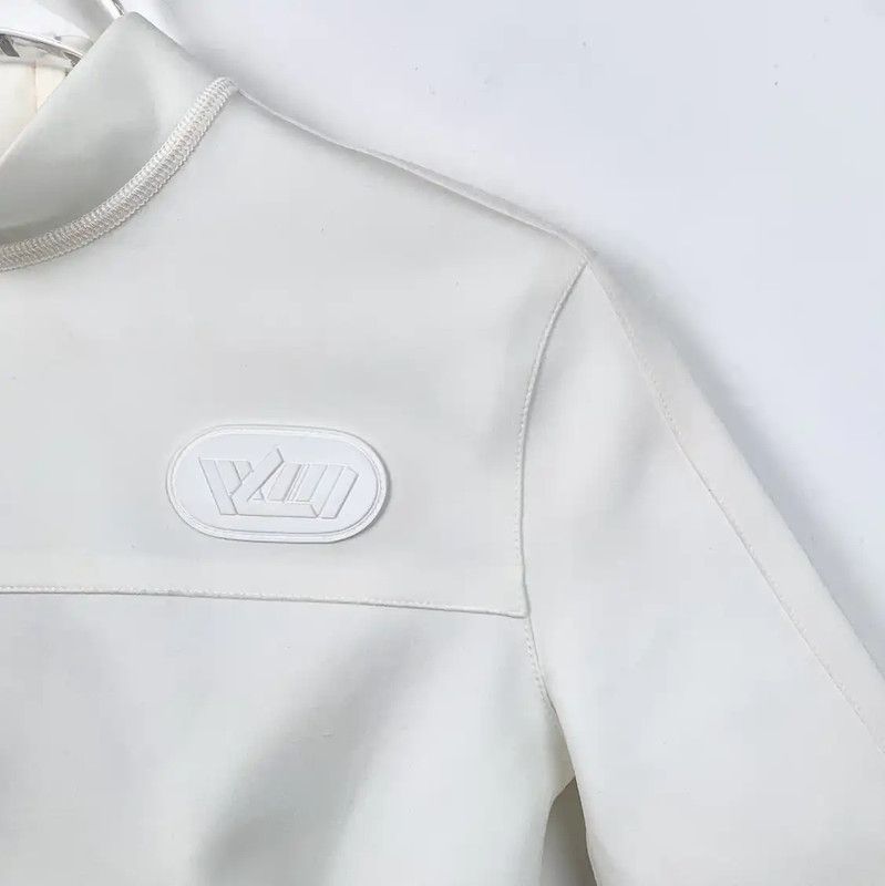 Louis Vuitton Louis Vuitton White Women's XS T-Shirt 0089 Size XS / US 0-2 / IT 36-38 - 3 Thumbnail