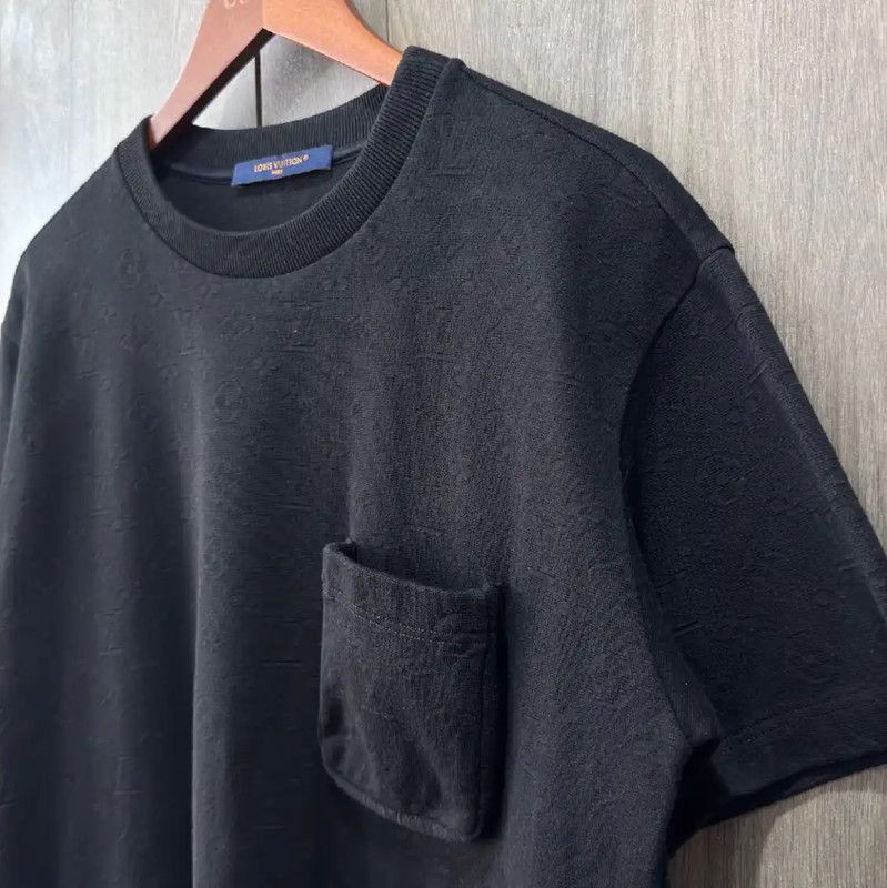 Louis Vuitton Louis Vuitton Black Leather T-Shirt for Women 0089 Size M / US 6-8 / IT 42-44 - 6 Thumbnail
