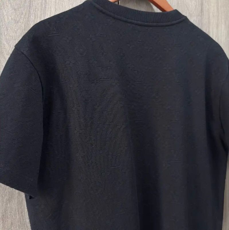 Louis Vuitton Louis Vuitton Black Leather T-Shirt for Women 0089 Size M / US 6-8 / IT 42-44 - 7 Thumbnail