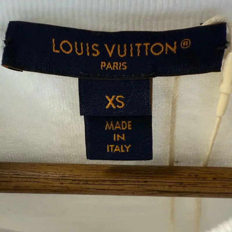 Louis Vuitton Louis Vuitton Women's White Cotton T-Shirt 0089 Size XS / US 0-2 / IT 36-38 - 4 Thumbnail