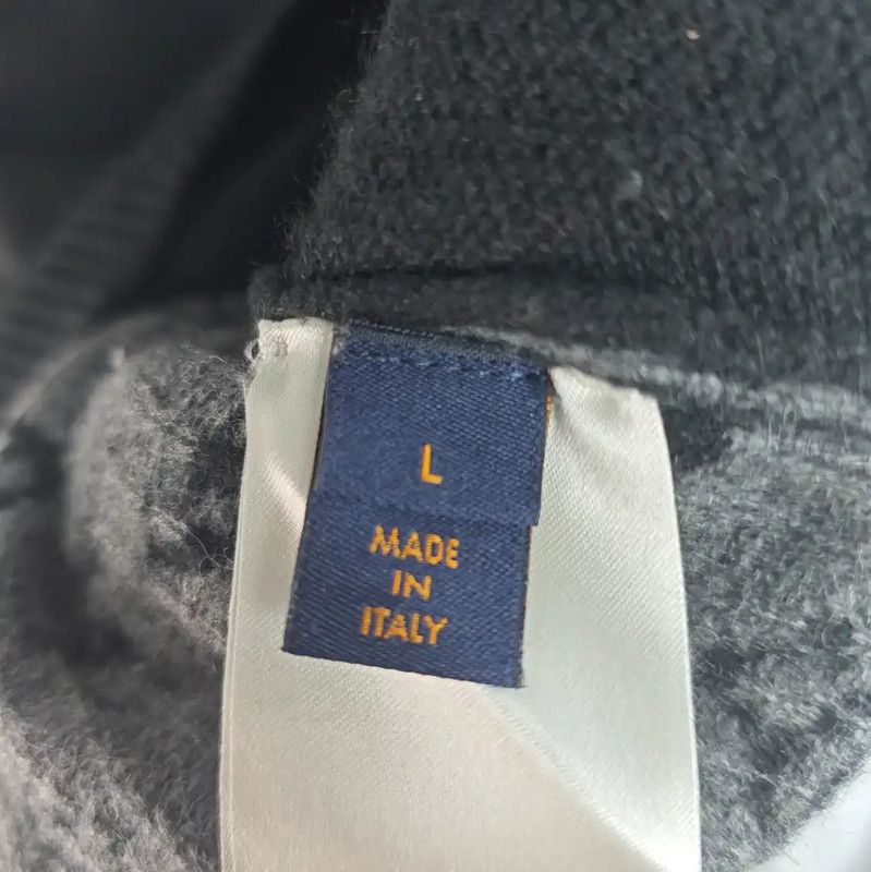 Louis Vuitton Louis Vuitton Black Cashmere Knit Sweater 0089 Size L / US 10 / IT 46 - 3 Thumbnail