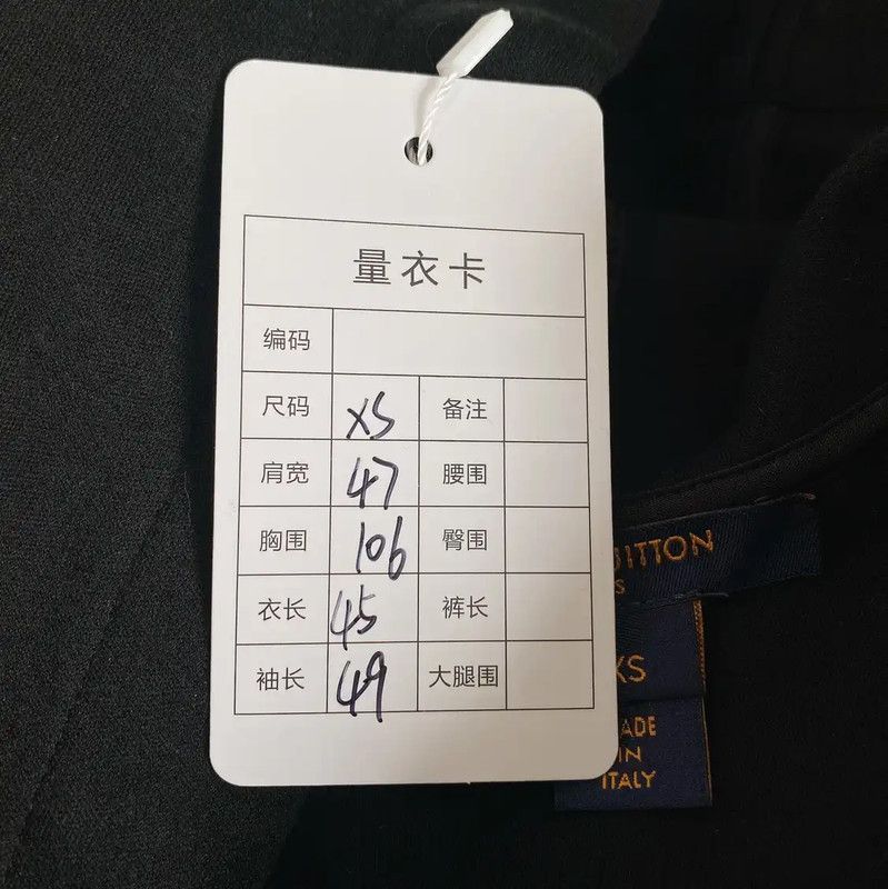 Louis Vuitton Louis Vuitton Black Cotton Logo Hoodie for Women 0089 Size XS / US 0-2 / IT 36-38 - 7 Thumbnail