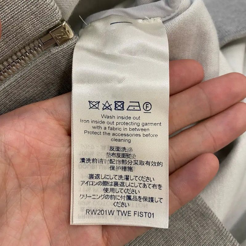 Louis Vuitton Louis Vuitton Gray Womens Hoodie with Logo Print 0089 Size M / US 6-8 / IT 42-44 - 4 Thumbnail