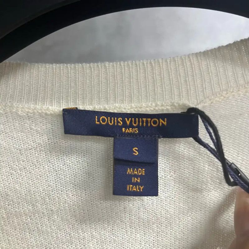 Louis Vuitton Louis Vuitton White Wool Women's Sweater 0089 Size S / US 4 / IT 40 - 2 Thumbnail