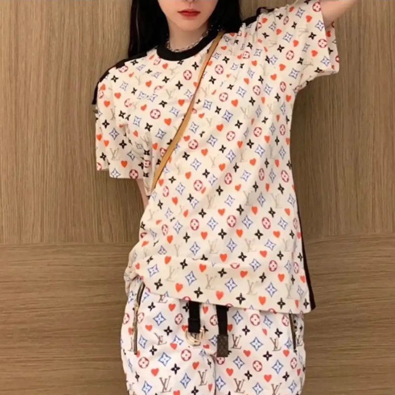 Louis Vuitton Louis Vuitton Colorful Cotton T-Shirt for Women 0089 Size XS / US 0-2 / IT 36-38 - 10 Thumbnail