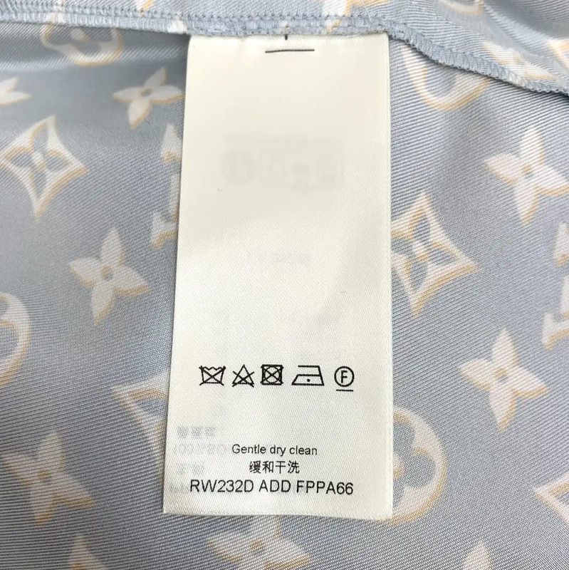 Louis Vuitton Louis Vuitton Light Blue Silk Women's Shorts 0089 Size 22" - 7 Thumbnail