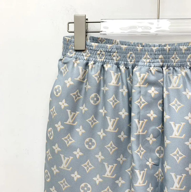 Louis Vuitton Louis Vuitton Light Blue Silk Women's Shorts 0089 Size 22" - 3 Thumbnail