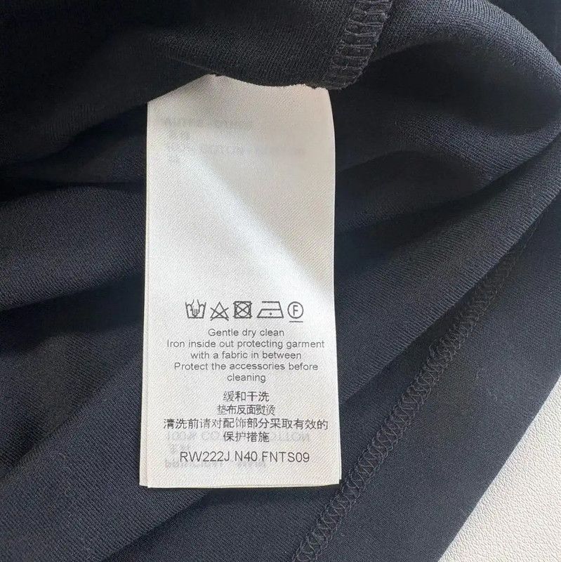 Louis Vuitton Louis Vuitton Black Cotton Women's T-Shirt 0089 Size S / US 4 / IT 40 - 4 Thumbnail
