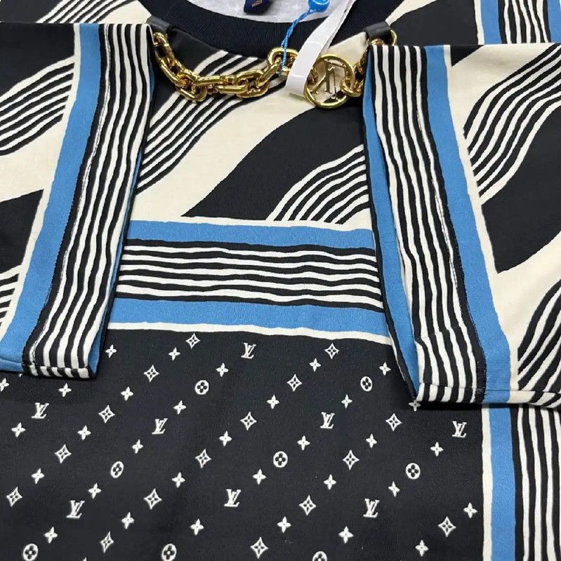 Louis Vuitton Louis Vuitton Multicolor Cotton T-Shirt Size XS 0089 Size XS / US 0-2 / IT 36-38 - 5 Thumbnail