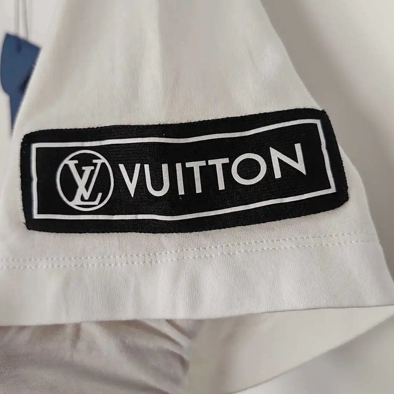 Louis Vuitton Louis Vuitton White Cotton T-Shirt for Women 0089 Size XS / US 0-2 / IT 36-38 - 6 Thumbnail