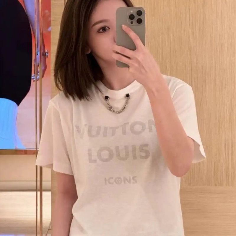 Louis Vuitton Louis Vuitton White Cotton T-Shirt for Women 0089 Size XS / US 0-2 / IT 36-38 - 8 Thumbnail