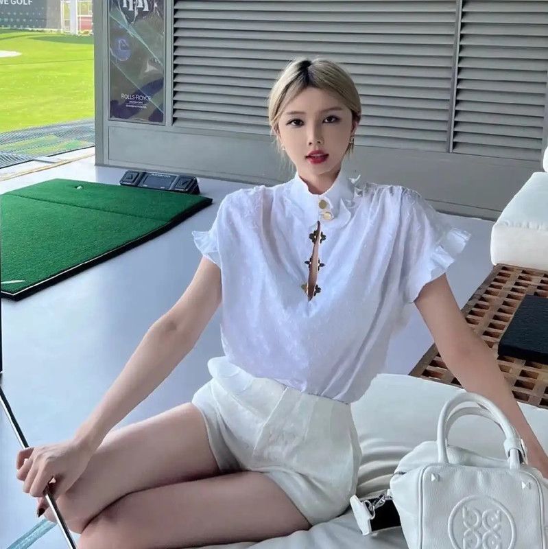 Louis Vuitton Louis Vuitton Women's White Cotton T-Shirt 0089 Size M / US 6-8 / IT 42-44 - 7 Thumbnail