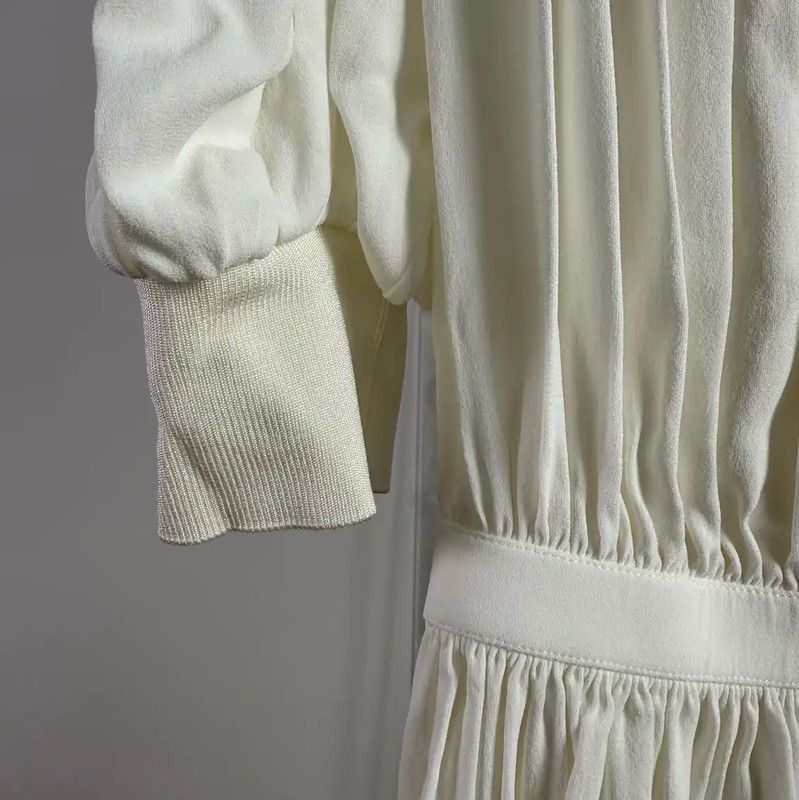 Louis Vuitton Louis Vuitton White Silk Women's Dress 0089 Size S / US 4 / IT 40 - 5 Thumbnail