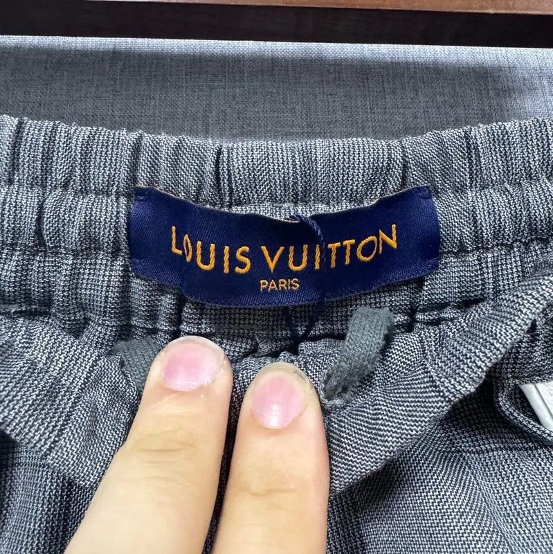 Louis Vuitton Louis Vuitton Green Cotton Women's Shorts 0089 Size 23" - 4 Thumbnail
