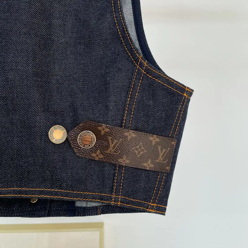 Louis Vuitton Louis Vuitton Summer Blue Denim Vest 0089 Size XS / US 0-2 / IT 36-38 - 5 Thumbnail