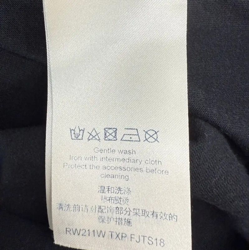 Louis Vuitton Louis Vuitton Black Cotton T-Shirt for Women 0089 Size XS / US 0-2 / IT 36-38 - 5 Thumbnail