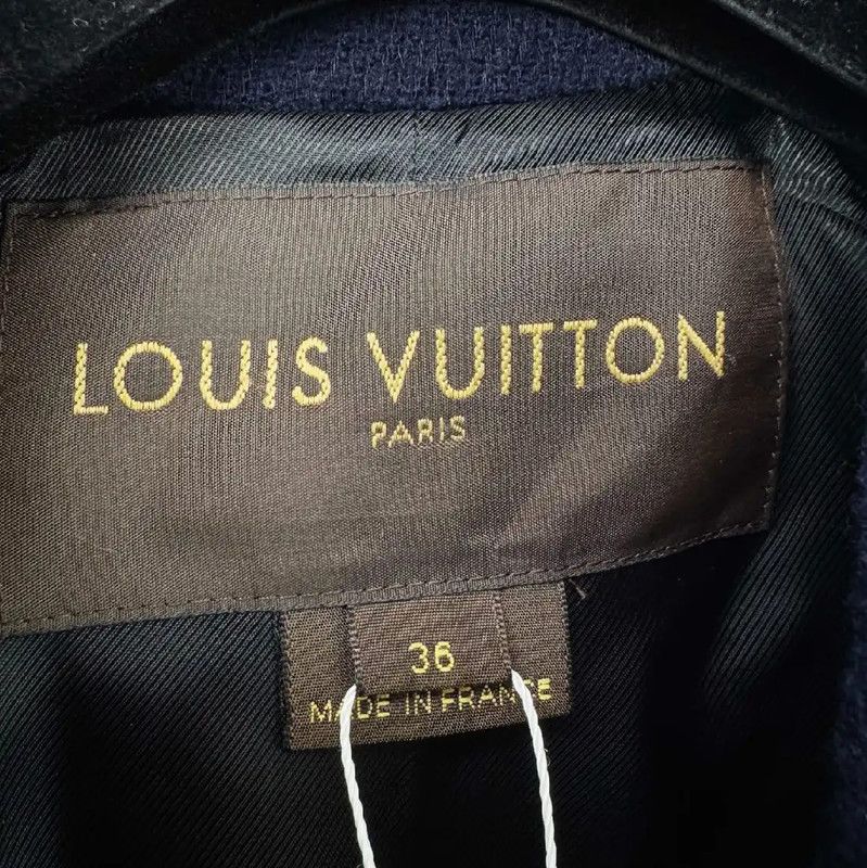 Louis Vuitton Louis Vuitton Women's Blue Coat Size S 0089 Size S / US 4 / IT 40 - 7 Thumbnail