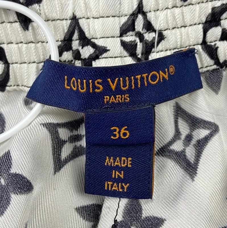 Louis Vuitton Louis Vuitton White Silk Women's Shorts 0089 Size 23" - 5 Thumbnail