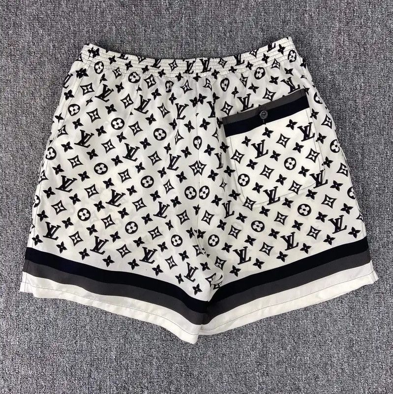 Louis Vuitton Louis Vuitton White Silk Women's Shorts 0089 Size 23" - 2 Thumbnail