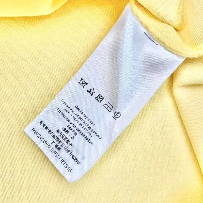 Louis Vuitton Louis Vuitton Bright Yellow Cotton Women's T-Shirt 0089 Size XS / US 0-2 / IT 36-38 - 4 Thumbnail