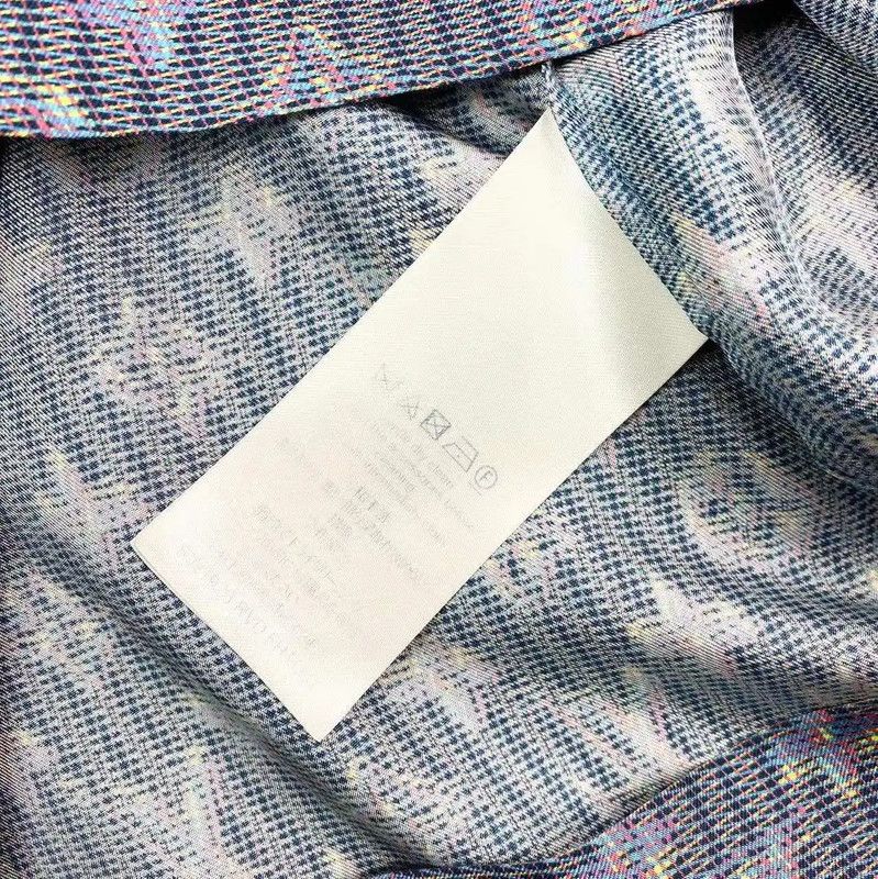 Louis Vuitton Louis Vuitton Multi-Color Women's Shirt 0089 Size ONE SIZE - 4 Thumbnail